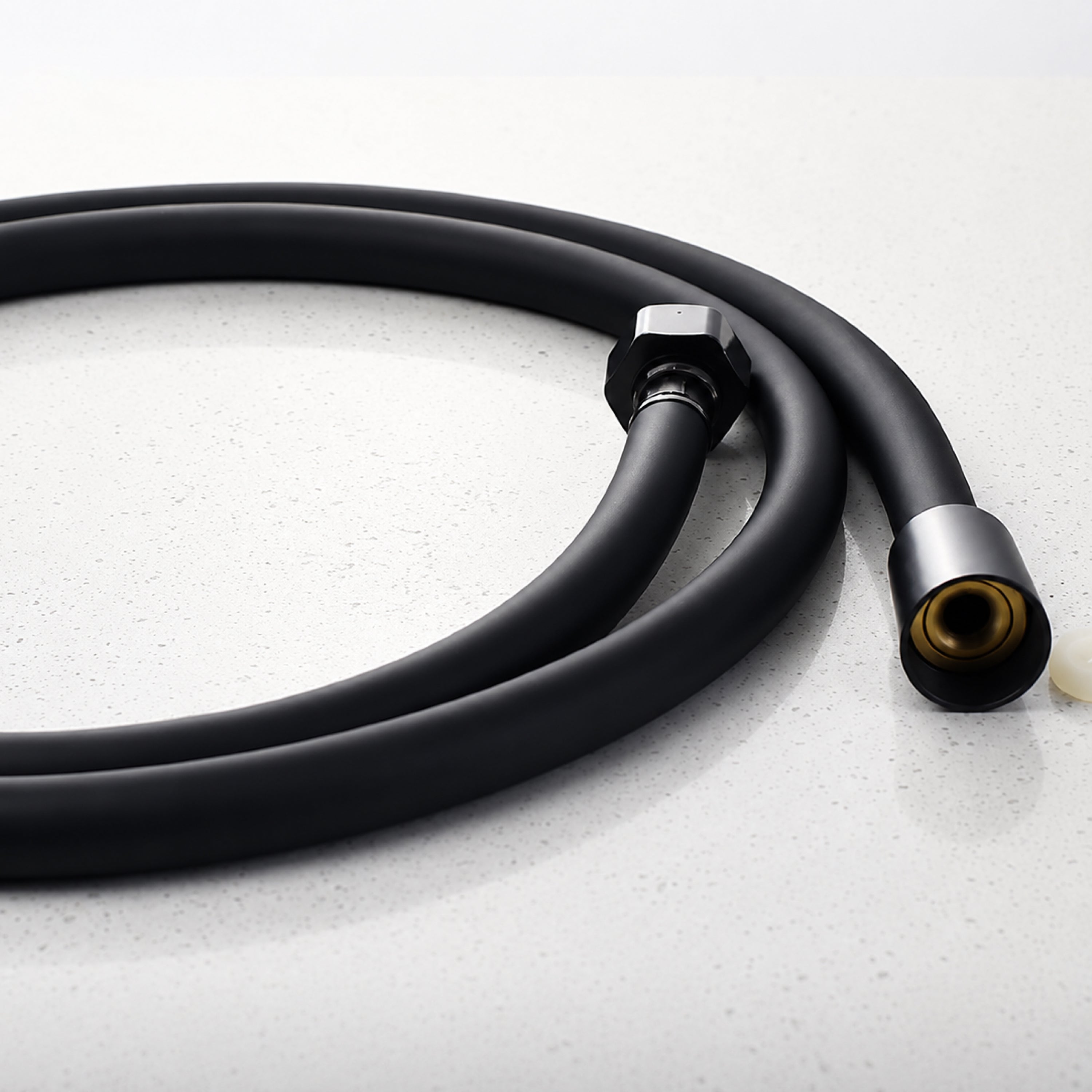 Furtun negru premium (1,5 m)