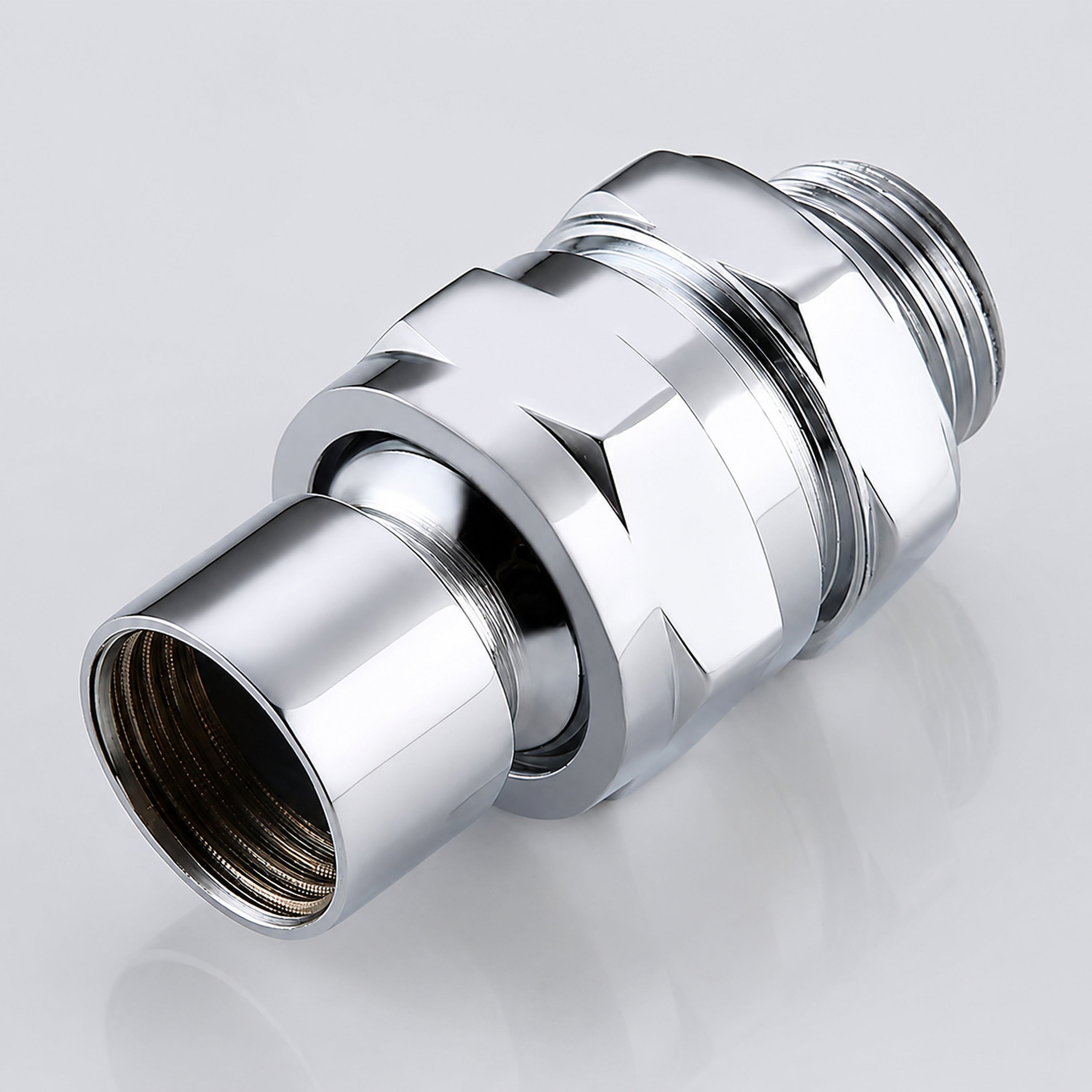 Adaptateur orientable pour pommeau de douche